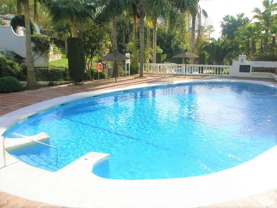 Apartment Lovely 2 Bedroom In Oasis De Capistrano, Nerja